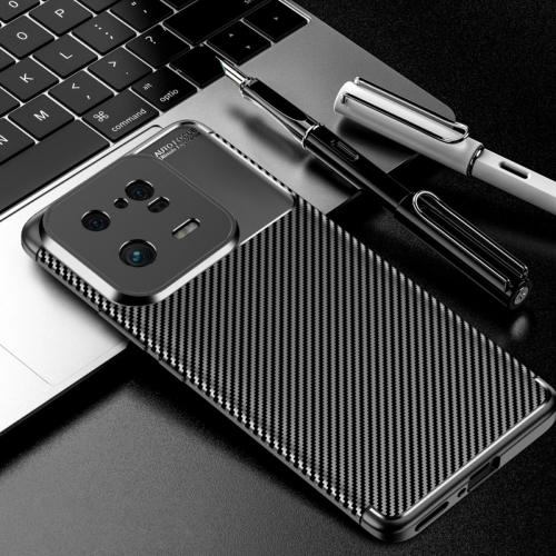 Силиконов Калъф Carbon Fibre Texture за Xiaomi 13 Pro, черен