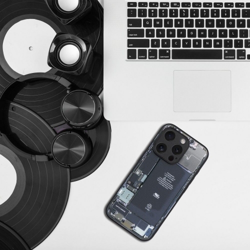 Калъф Glass TECH за Iphone 15 Pro Max, desing 2
