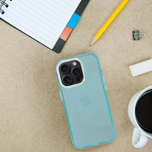 Силиконов калъф PEARL за iPhone 16 Pro, Зелен