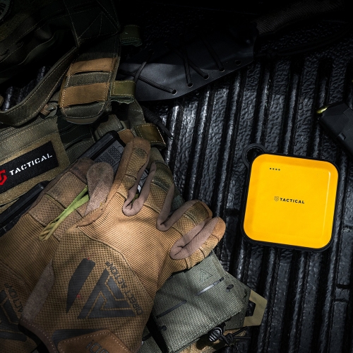 Външна батерия Tactical 10050mAh, Power Bank, с LED светлини и карабинер, жълт