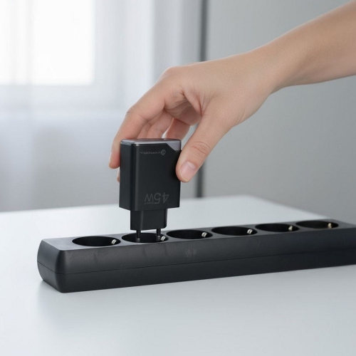 Мрежово Зарядно Forcell F-Energy Ultra Slim GaN III USB-C, USB-A, PD, QC4.0, 3A, 45W, B245202, черен